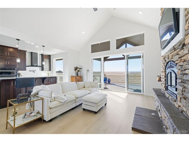 7600 Patrick Trl, Elizabeth, CO 80107