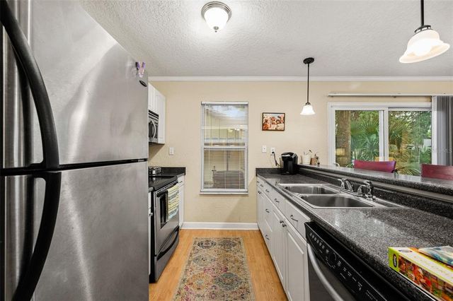 609 SW 10TH LANE 2, Gainesville, FL 32601