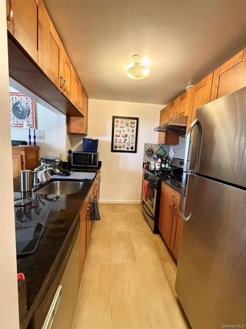 63-14 Queens Boulevard 3M, Woodside, NY 11377