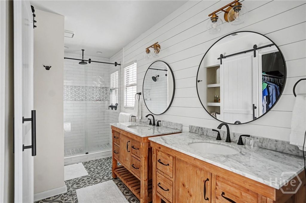 Image 22 of property listing at 38 Wiley Bottom Road, Savannah, GA 31411