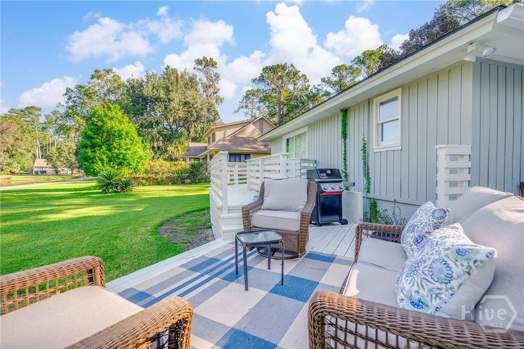 Image 33 of property listing at 38 Wiley Bottom Road, Savannah, GA 31411