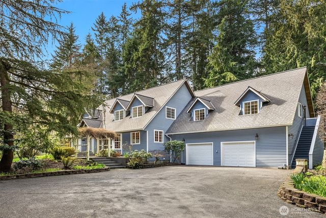 14440 Sunrise Drive NE, Bainbridge Island, WA 98110