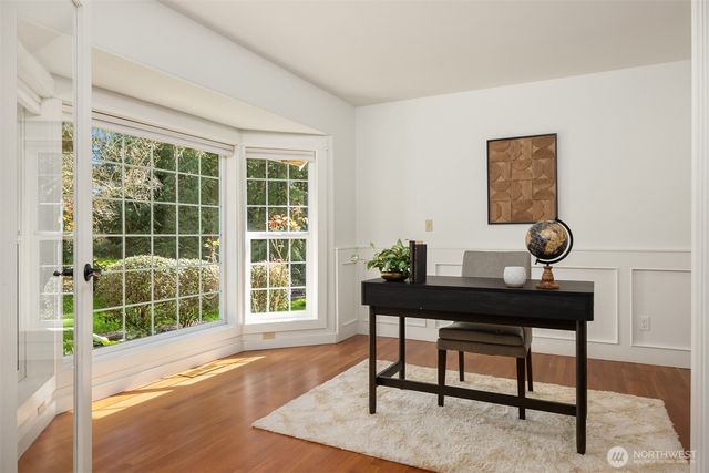 14440 Sunrise Drive NE, Bainbridge Island, WA 98110