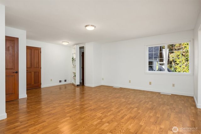 14440 Sunrise Drive NE, Bainbridge Island, WA 98110