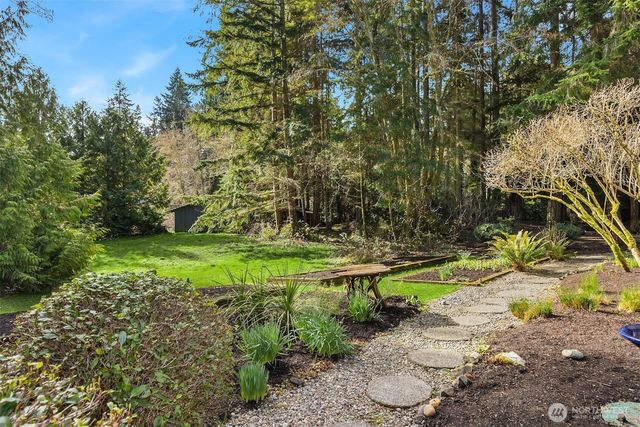 14440 Sunrise Drive NE, Bainbridge Island, WA 98110