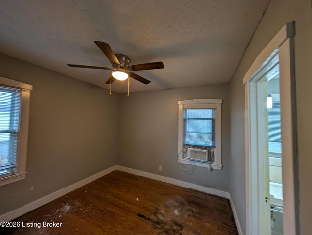 183 N Ewing Ave, Louisville, KY 40206