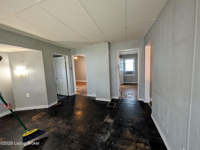 183 N Ewing Ave, Louisville, KY 40206