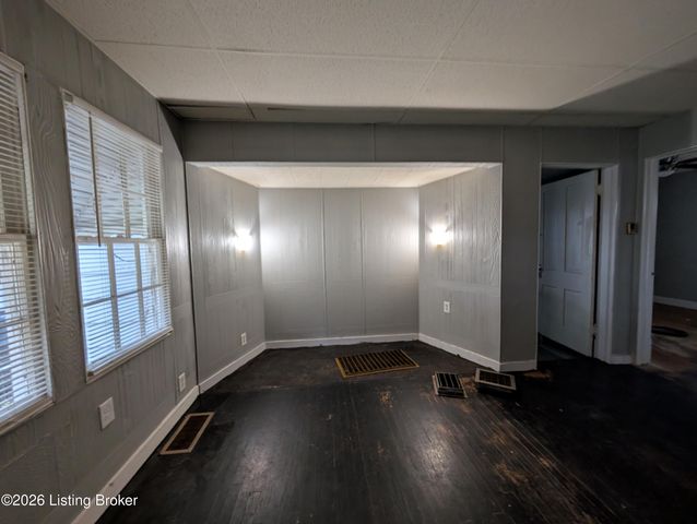 183 N Ewing Ave, Louisville, KY 40206