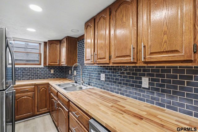 4140 N 58 Street, Lincoln, NE 68507