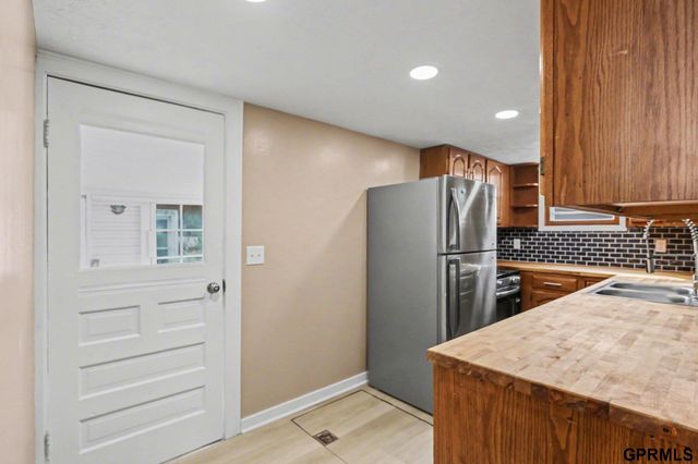 4140 N 58 Street, Lincoln, NE 68507