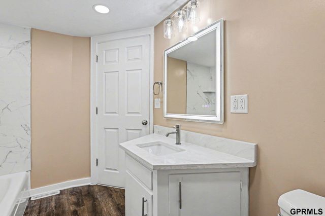 4140 N 58 Street, Lincoln, NE 68507