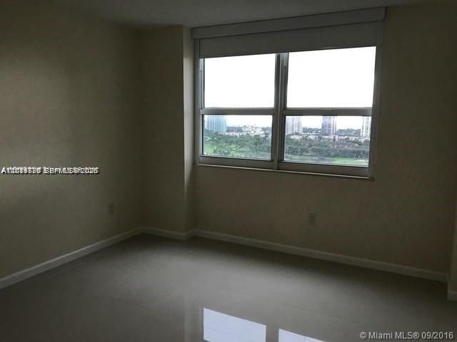 19501 W Country Club Dr 2115, Aventura, FL 33180
