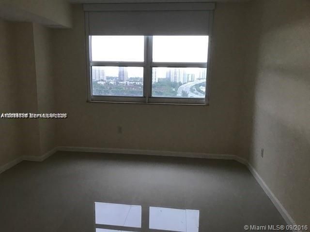 19501 W Country Club Dr 2115, Aventura, FL 33180