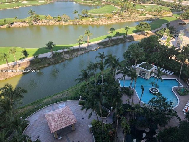 19501 W Country Club Dr 2115, Aventura, FL 33180