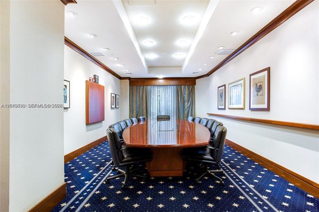 19501 W Country Club Dr 2115, Aventura, FL 33180