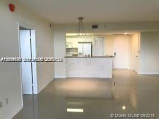19501 W Country Club Dr 2115, Aventura, FL 33180