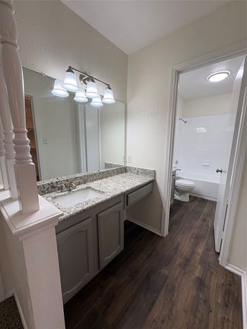 1362 Southridge Drive, Lancaster, TX 75146