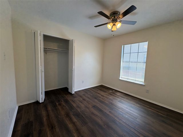 1362 Southridge Drive, Lancaster, TX 75146