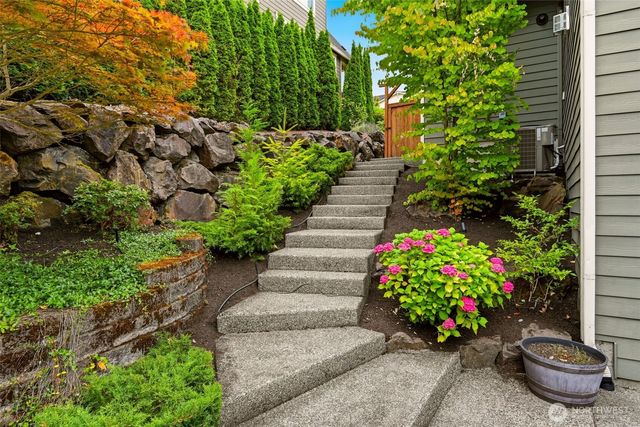 19318 111th Place NE, Bothell, WA 98011