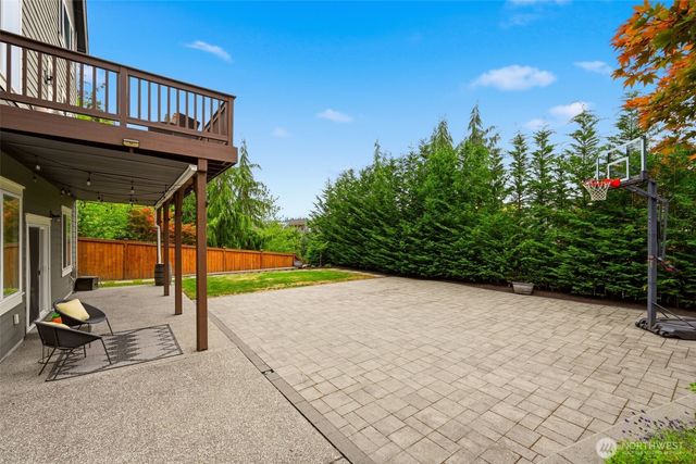 19318 111th Place NE, Bothell, WA 98011