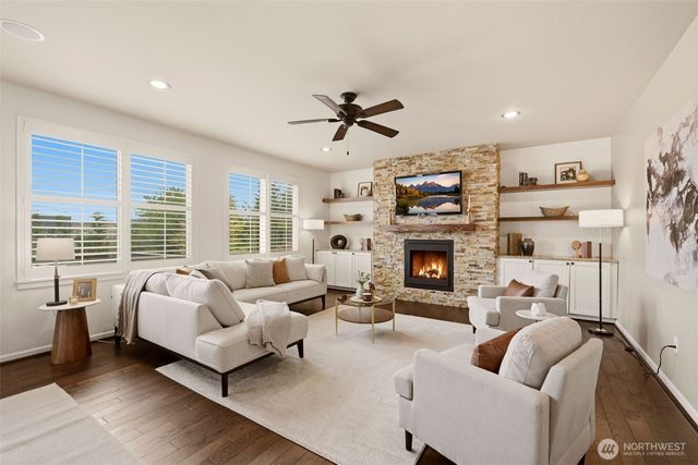 19318 111th Place NE, Bothell, WA 98011