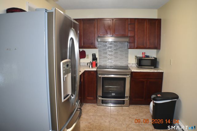 32 Garden Hill Circle 32, Waterbury, CT 06704