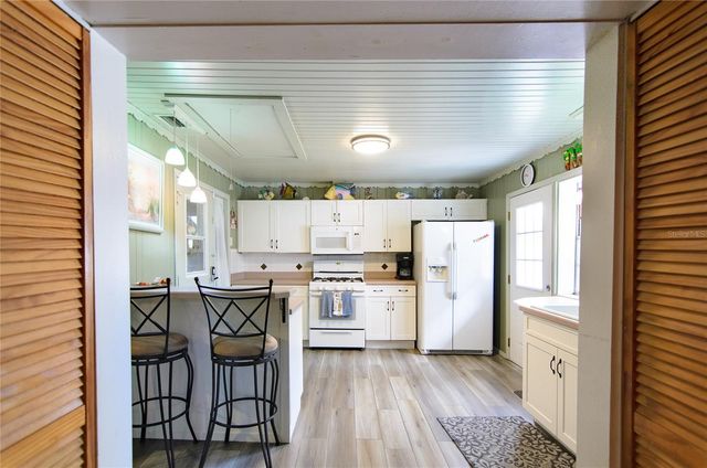 257 DESOTO AVENUE, De Leon Springs, FL 32130
