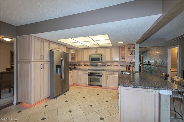 13576 Fairwinds Drive, Strongsville, OH 44136