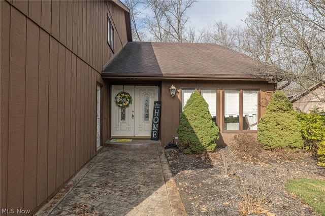 13576 Fairwinds Drive, Strongsville, OH 44136