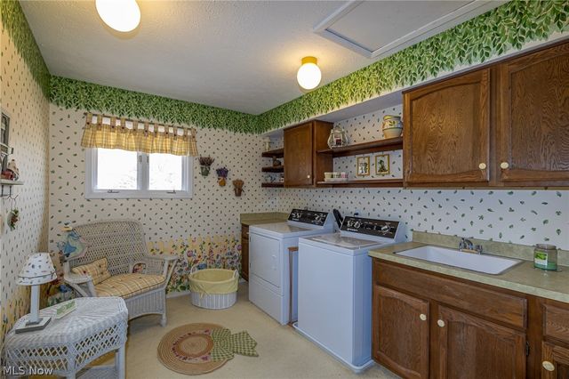 13576 Fairwinds Drive, Strongsville, OH 44136