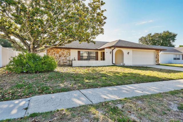 4422 TALL OAK LANE, New Port Richey, FL 34653