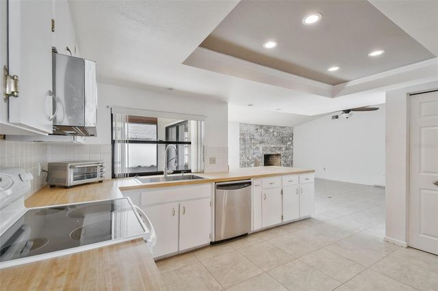 4422 TALL OAK LANE, New Port Richey, FL 34653