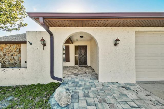 4422 TALL OAK LANE, New Port Richey, FL 34653