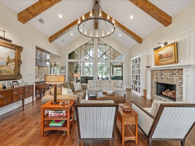 8595 Toler Pointe, Larue, TX 75770
