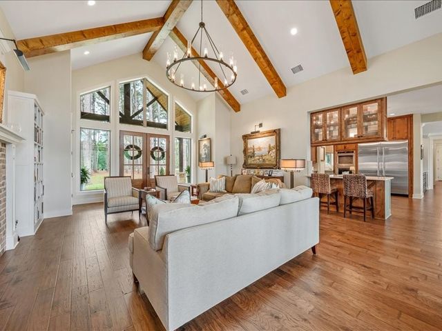8595 Toler Pointe, Larue, TX 75770