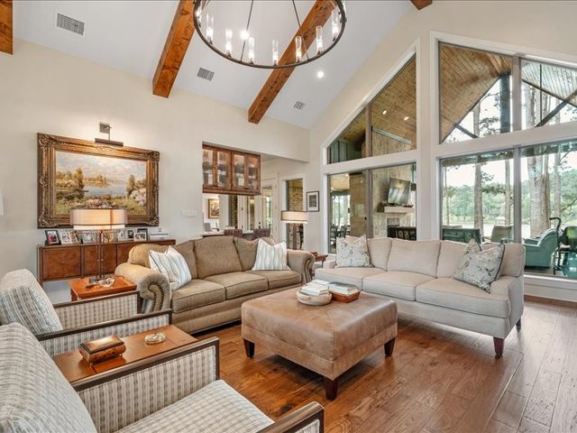 8595 Toler Pointe, Larue, TX 75770