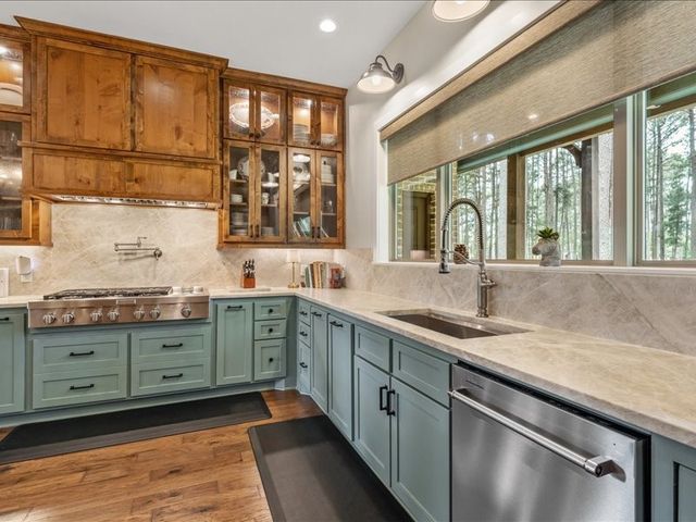 8595 Toler Pointe, Larue, TX 75770
