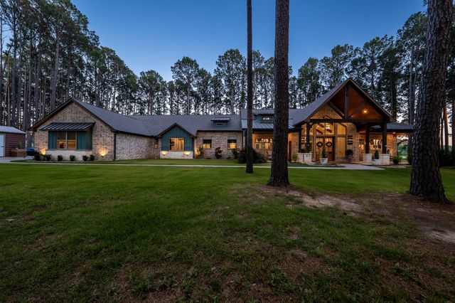 8595 Toler Pointe, Larue, TX 75770