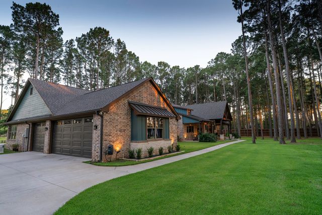 8595 Toler Pointe, Larue, TX 75770
