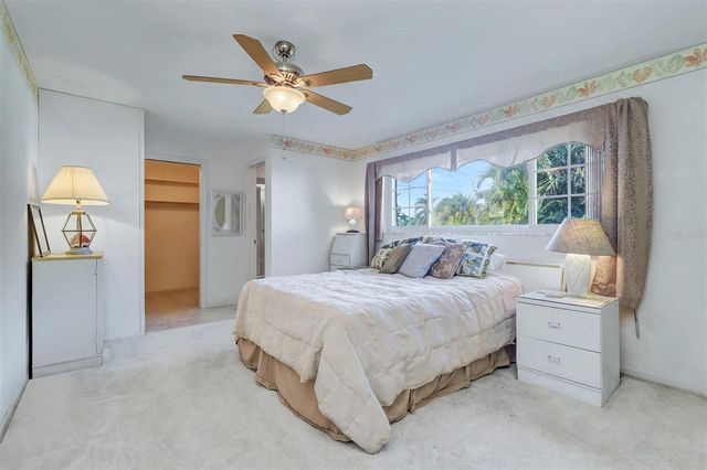 11845 66TH AVENUE, Seminole, FL 33772