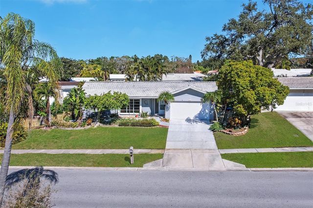 11845 66TH AVENUE, Seminole, FL 33772