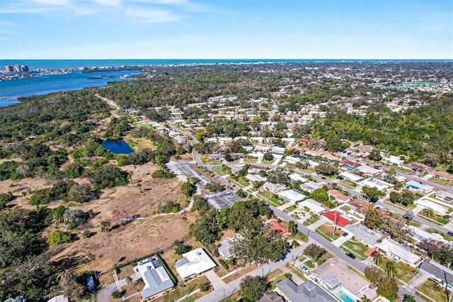 11845 66TH AVENUE, Seminole, FL 33772