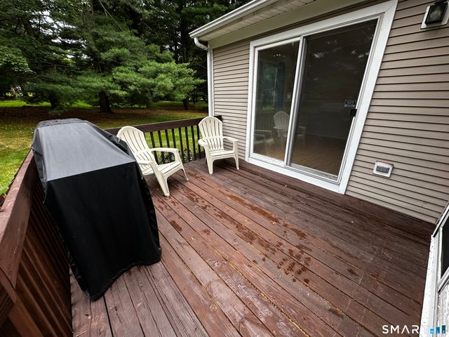 12 Canterbury Road 12, Hamden, CT 06514