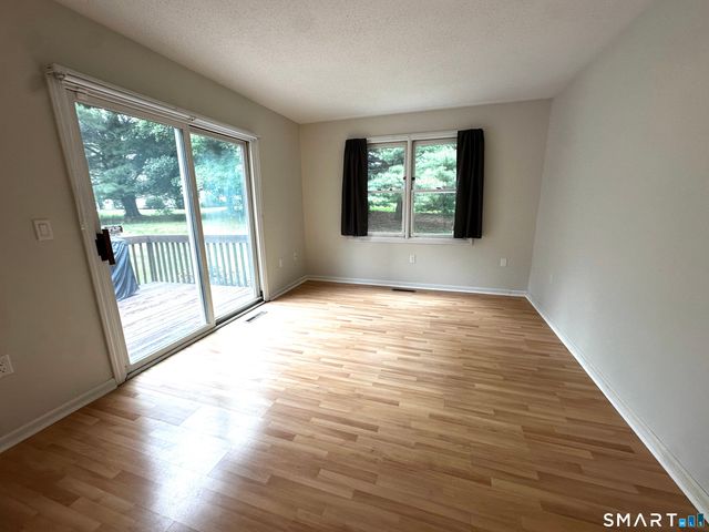 12 Canterbury Road 12, Hamden, CT 06514