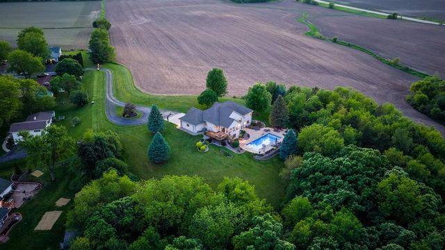 6128 Imperial Drive, Waunakee, WI 53597