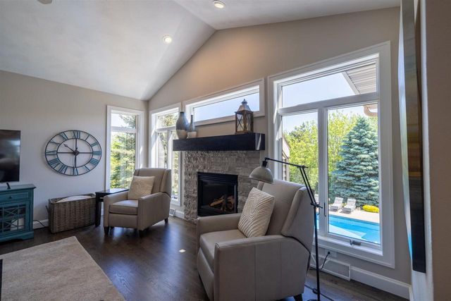6128 Imperial Drive, Waunakee, WI 53597