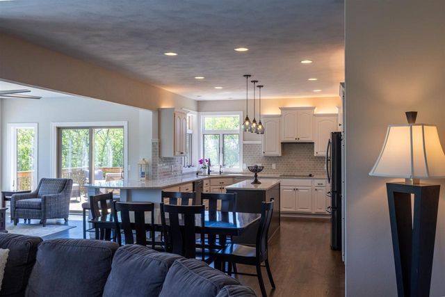 6128 Imperial Drive, Waunakee, WI 53597