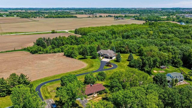 6128 Imperial Drive, Waunakee, WI 53597
