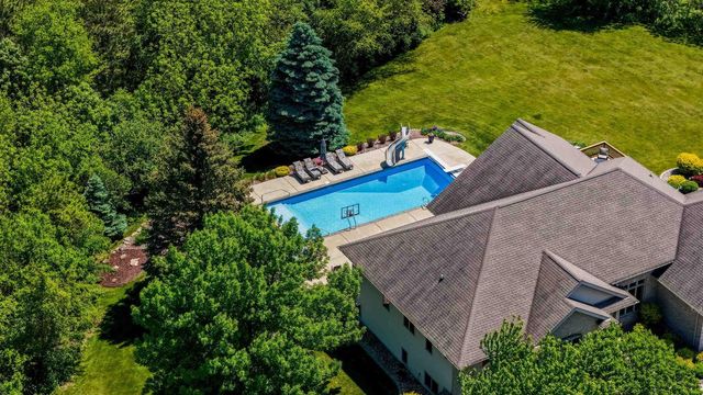 6128 Imperial Drive, Waunakee, WI 53597