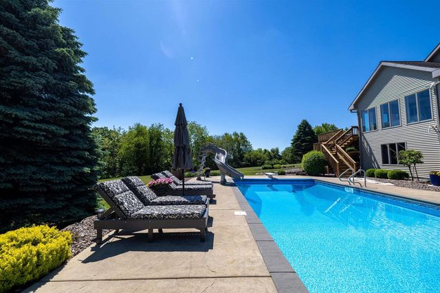 6128 Imperial Drive, Waunakee, WI 53597